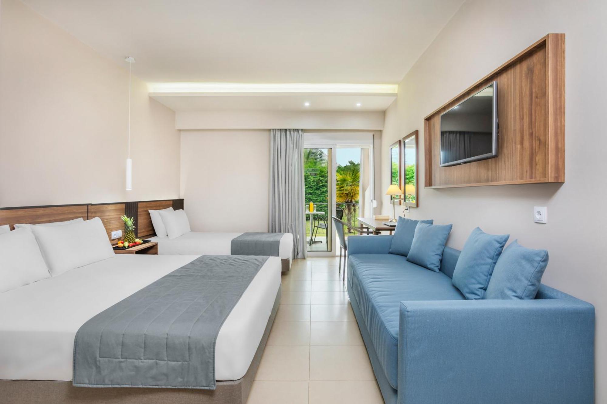 Iris Hotel Siviri